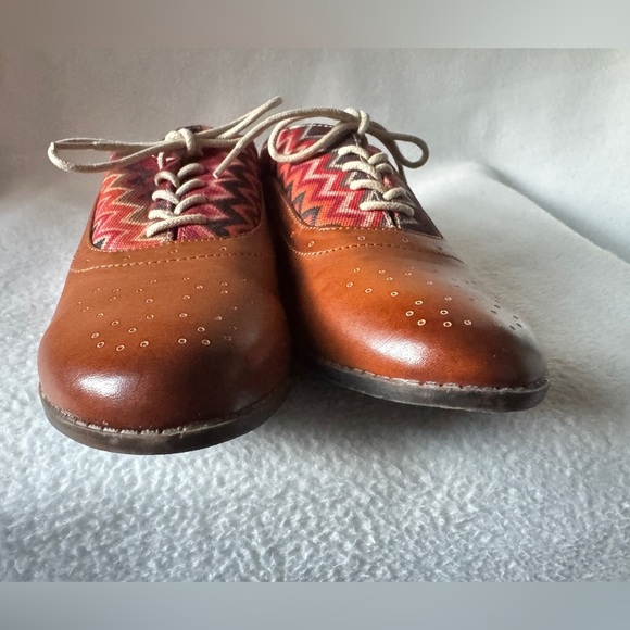 Black Poppy Size 8 1/2 Multicolored Chevron Oxford Women’s Shoes. - Picture 10 of 15